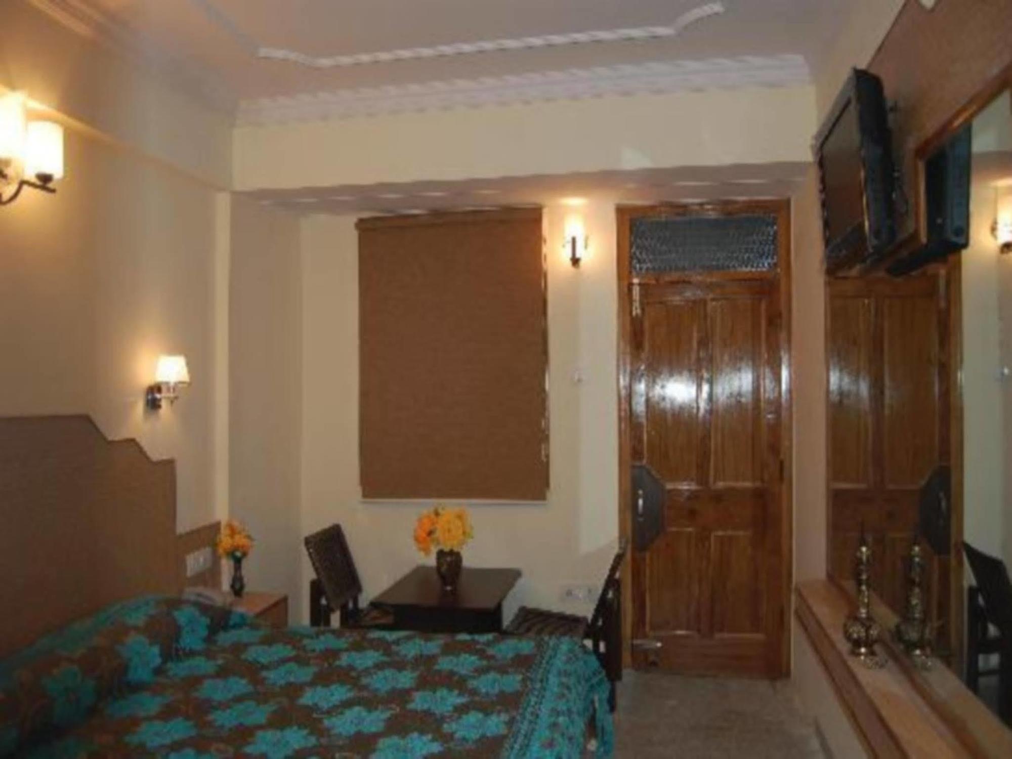 Hotel Prestige Shimla Extérieur photo
